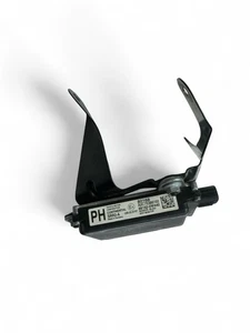 Prius Prime PHV 2017‑18 Rear Blind Spot Radar Module A2C75386102 / 88162‑0W440 - Picture 1 of 2