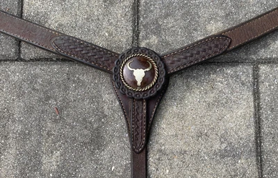 Western Horse Leather Breast Collar, Iron Steer Head Concho & Buckles, Good Tugs - Image 1 of 4