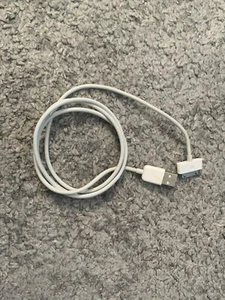 Genuine Apple iPod USB PLEASE READ DESCRIPTION ref.66 - Picture 1 of 6