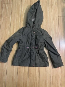 Jessica Simpson Girl's 7/8 Lightweight Bubble Jacket with Faux Fur Trim Hood - Picture 1 of 10