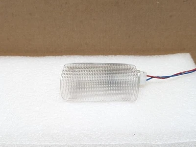 Нижняя лампа для правой задней двери салона Lexus RX350 / 450h 10–22 годов выпуска - Изображение 1 из 4