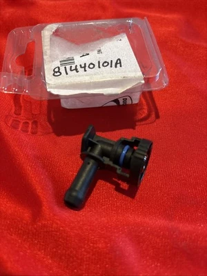 Acoplador de línea de combustible Monster Ducati 749 999 848 nuevo OEM 81440101A Foto 1 de 4