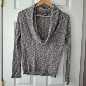 ALO Yoga Gray White Marled Cowl Neck Activewear Top Long Sleeve Sz Small Petite  - Picture 1 of 13
