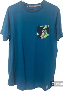 Free Planet Geometric Mens T Shirt Tee Medium Blue Floral Print Short Sleeve - Picture 1 of 4