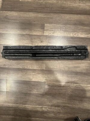 SELLO PANEL SOPORTE RADIADOR CHRYSLER PACIFICA 2024 68229143AB Foto 1 de 4