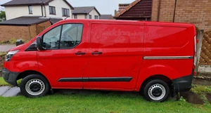 ford transit custom swb 270 ecotech 100 L1H1 red 2015 2.2LTR Diesel mot Feb 2026 - Picture 1 of 12