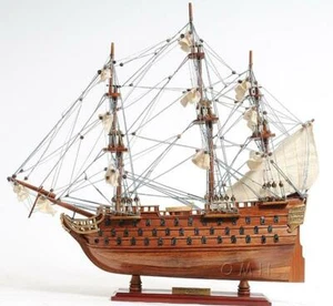 Victory Small Tall Ship Model Captain Line - Picture 1 of 12
