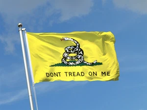 BANDERA NO TREAD ON ME BORDADA DE DOBLE CARA 3'X5' CON OJALES TOTALMENTE NUEVA - Imagen 1 de 1