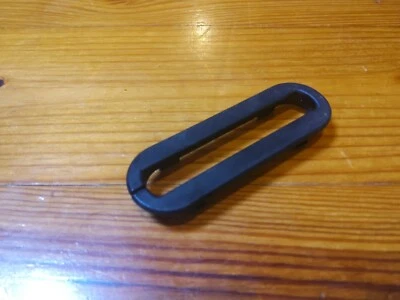 Bisel guía retractor asiento original Porsche 911/924/968/944 477 867 653    Foto 1 de 4