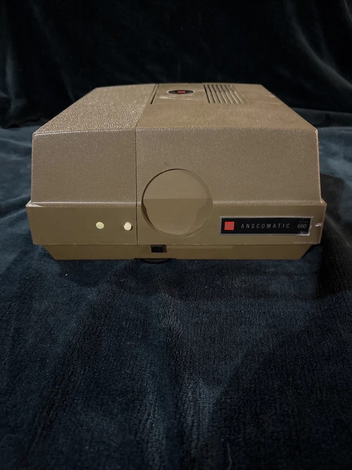 GAF Anscomatic 660 Slide Projector *No Slide Tray* - Tested & Working - Image 1 of 4