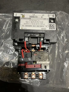 Schütz 8536SDO1V02H30S SQUARE D 8536-SDO1V02H30S (STARK BESCHÄDIGT) #3 - Bild 1 von 7