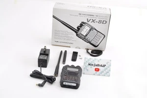 Yaesu VX-8D Émetteur-récepteur portable tri-bande haut de gamme 50/144/430 MHz 2L720426 - Photo 1/20