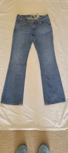 Signature Levi Strauss & Co Low Rise Bootcut Jeans Misses 8 Long Blue Denim - Picture 1 of 15