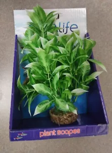 Aqualife Plant, Plastic Aquarium Plant Decoration 8 inch - Picture 1 of 3