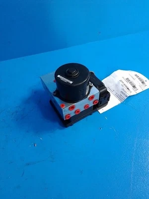 Conjunto de piezas de freno antibloqueo Nissan Armada 2014 con equipamiento remolque grande para 13-15 Foto 1 de 4