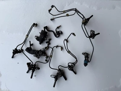 Genuine Mercedes W126 500 V8 SEL ENGINE FUEL INJECTION pipes set - Image 1 of 4