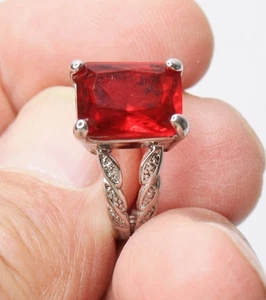 Synthetic Ruby 5Ct Stone Silver Tone Costume Ring Size 6.25 - Picture 1 of 7