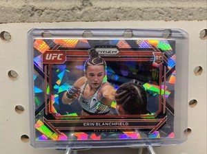 2023 Panini Prizm UFC Erin Blanchfield #12 Cracked Ice Prizm RC SP