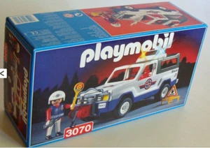 Playmobil 3070 Rettungs-SUV Rentner - Bild 1 von 2