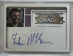 STAR TREK The Complete Voyager A11 FINTAN McKEOWN Autograph Rittenhouse 2002 - Picture 1 of 2