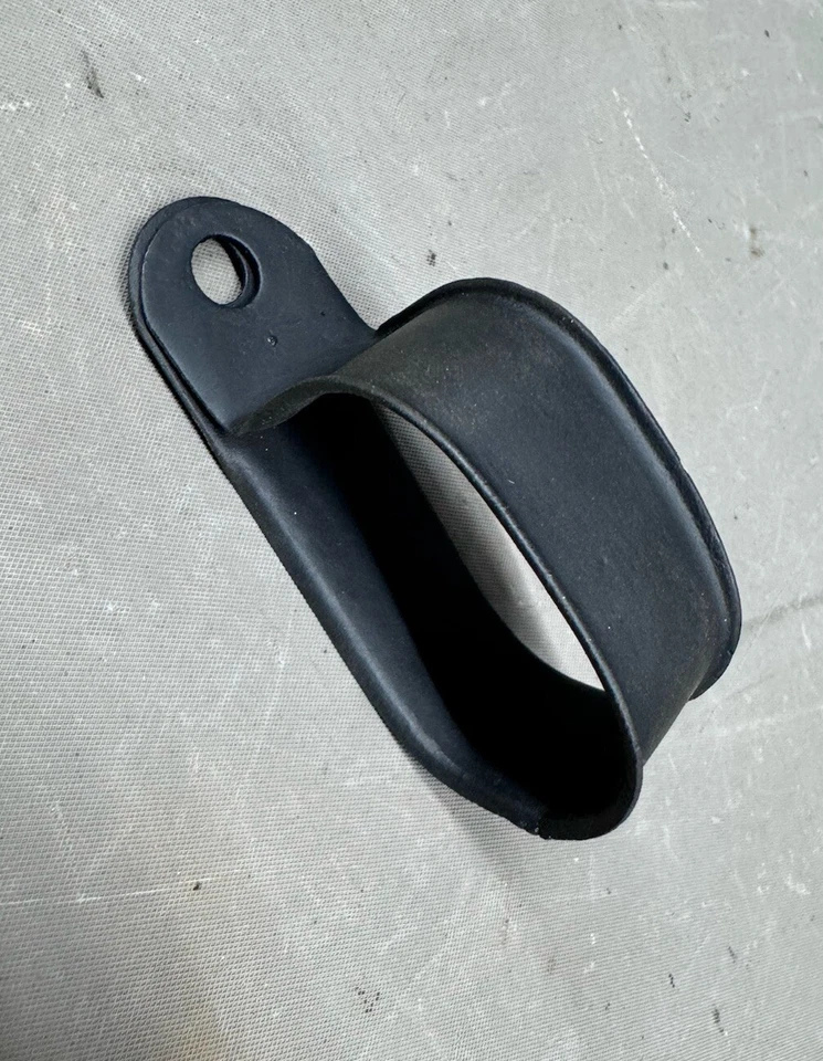 Soporte de manguera de calefacción Camaro 442 1955-1981 Chevy Impala Nova Chevelle GTO Cutlass Foto 1 de 4