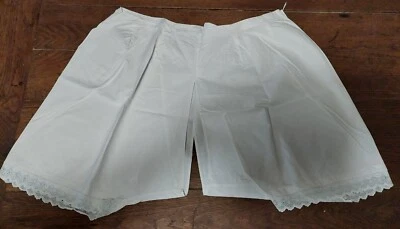 Reithose Frauen- Antik Baumwolle Weiß und Zarter Spitze - Bild 1 von 4