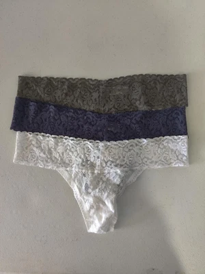 开箱 Felina 女式 3 件装柔软弹力花边丁字裤内裤 M 码 50 美元 1C413 — 第 1/2 张图片