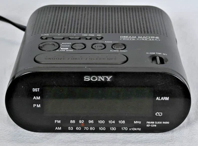 Radio reloj despertador doble AM/FM Sony Dream Machine ICF-C218 probado y funciona Foto 1 de 4