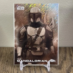 2025 Topps Chrome Star Wars Black And White Shimmer Mandalorian #181 SSP - Picture 1 of 3