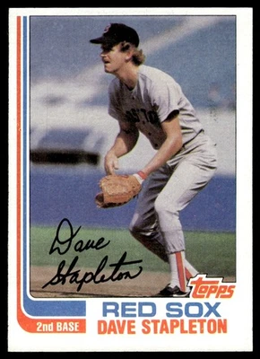 1982 Topps Vintage Baseball NM+ Dave Stapleton Boston Red Sox #589 - Image 1 of 2