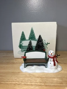 Department 56 Village Our Own Village Park Bank in Box retired - Bild 1 von 7