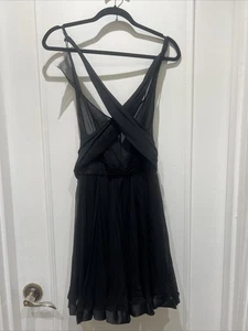 Ladies Zac Posen 100% Silk Black Sexy Dress Cutout Size 6  - Picture 1 of 10