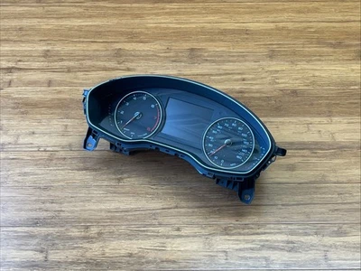 Cuadro de instrumentos velocímetro calibre 80A920840A fabricante de equipos originales Audi Q5 FY 2018-2024 Foto 1 de 4