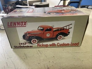 Lennox 1937 Studebaker Pickup With Custom Load 1/24 Diecast Car - Picture 1 of 12
