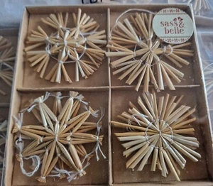 Box of 8 x Small Straw Snowflake Hanging Decorations Tree Sass & Belle - Picture 1 of 8