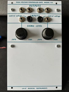 LA67 Model 110 (Buchla) Voltage Controlled Gate - Bild 1 von 2