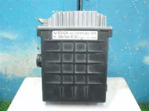 1989 W126 Mercedes Benz 560SEL Engine Computer ECU 0065458132 161045JJ - Picture 1 of 5