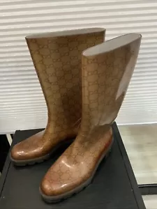 Gucci Damen hellbraun Gummi Regen Stiefel mit Guccissima Muster Größe 8 - Bild 1 von 14