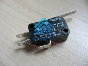 1Pcs New Omron Micro Limit Switch V-152-1C25 Free shipping V1521C25 - Picture 1 of 8