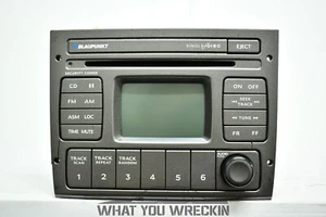 GENUINE GM VY VZ BLAUPUNKT RADIO / HEADUNIT / SINGLE DISC CD PLAYER - STEREO - Picture 1 of 11