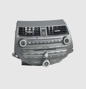 2008-2011 Honda Accord AM FM Radio Mp3 Single Disc CD Radio 39100-TA0-A02 OEM - Picture 1 of 18