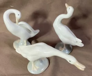 Lladro Feinporzellan ~ 3er Set Enten #4551, 4552 & 4553 ~ Figuren aus dem Ruhestand - Bild 1 von 12
