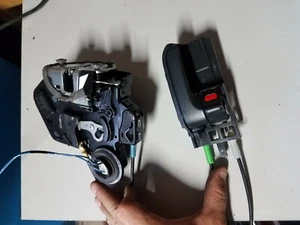 2006 TOYOTA SCION XA DOOR ACTUATOR RIGHT REAR - Picture 1 of 3