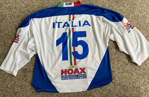 Maglia Uomo Rara Squadra Italia HOAX IIHF Hockey Bianco/Blu Taglia 15 Team Italia - Foto 1 di 8