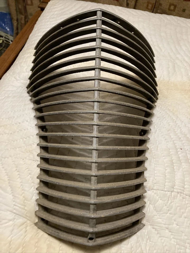 Cadillac 1940 parrilla central original GM Foto 1 de 4