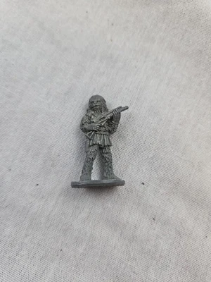 SW4 CHEWBACCA W BOWCASTER: 1987 STAR WARS MINIATURES BATTLES ROLEPLAYING Metal - Image 1 of 3