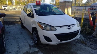 Cilindro maestro de freno compatible con 11-14 MAZDA 2 5235560 Foto 1 de 4