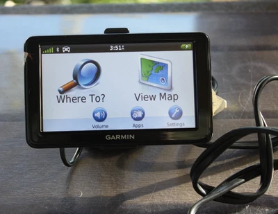 Garmin Nüvi 2595LM 5" car GPS Set with Mini SD card and accessories, TESTED - Image 1 of 4
