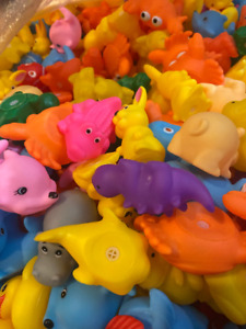 50Pcs Rubber  Bath Toys for Toddlers 1-3,Assorted Duckies Bathtime bunny hipo