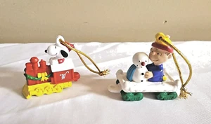 Vintage Peanuts Christmas Train Ornaments Linus With Snowman & Snoopy - Picture 1 of 8